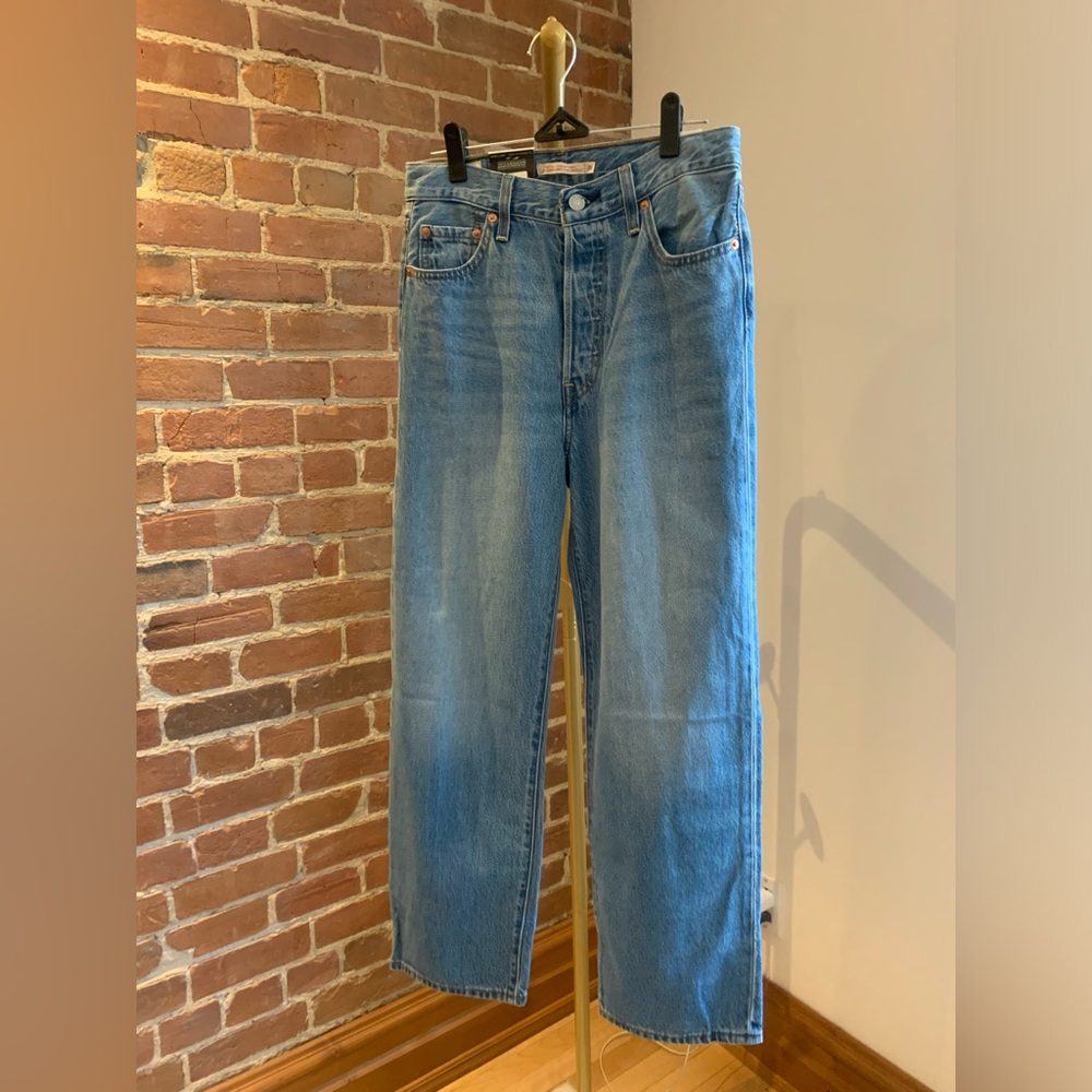 NWT Ribcage Levi’s Jeans 👖